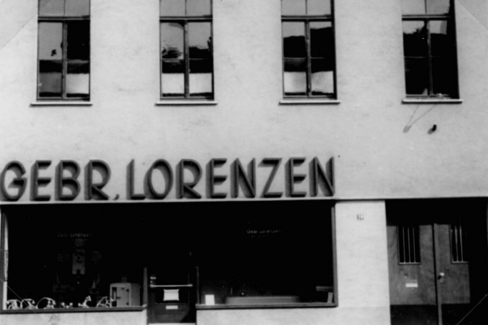 Historie - Gebr. Lorenzen GmbH & Co. KG